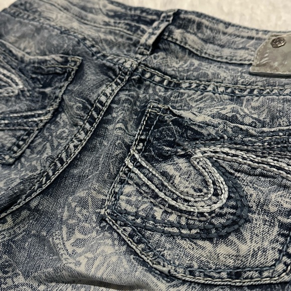 SILVER BRAND PRINTED CROPPED / CAPRI JEANS SIZE 25 - Picture 4 of 11